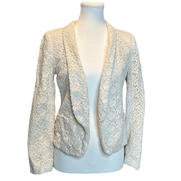Ann Taylor LOFT Jackets & Blazers - Ann Taylor LOfT cream crocheted blazer open front